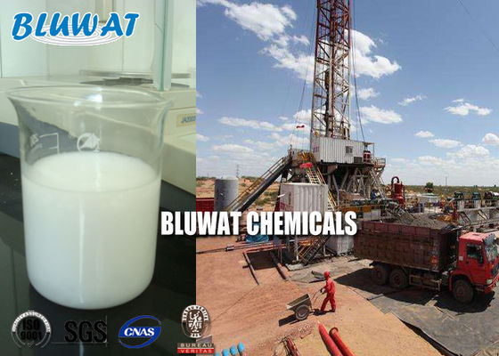 comprar Emulsión aniónica soluble en agua de la poliacrilamida para el reductor de la fricción en la perforación petrolífera fabricación en línea