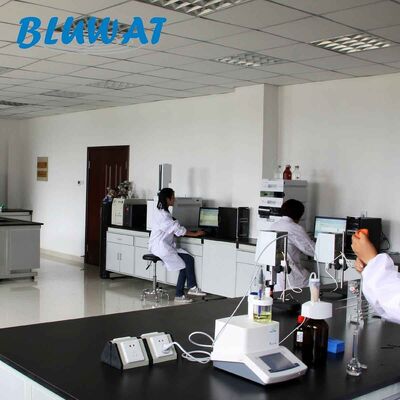 comprar Gravedad específica 25°C 101 a 110 PolyDADMAC PDADMAC Nombre químico PolyDADMAC Polímero para el tratamiento de aguas residuales y la industria del papel fabricación en línea