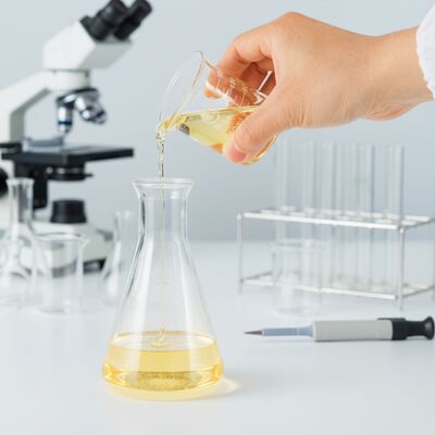 comprar DA201 Coagulante Catiónico de Baja Viscosidad Polidiallyldimetilamonio Cloruro (PDADMAC) para Clarificación de Agua Potable y Tratamiento de Aguas Residuales Industriales fabricación en línea