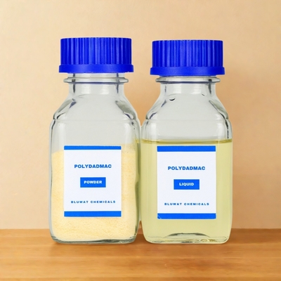 PolyDADMAC Coagulante líquido para el tratamiento de agua y aguas residuales en la serie BLU DA de los EAU